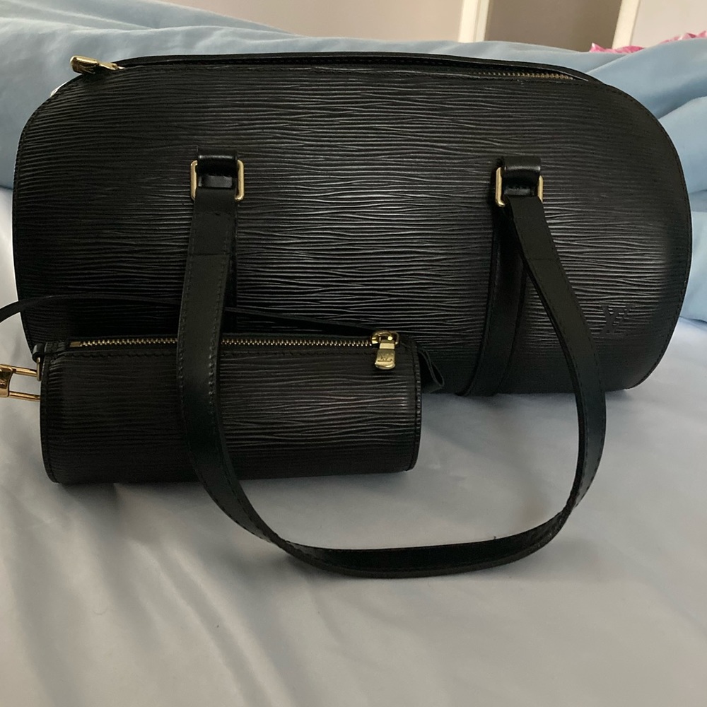 Epi Papillon LV purse with pouch and wallet